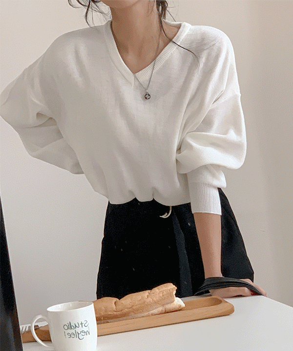 10color [1+1할인] 허밍 라운드 브이넥 니트 루즈핏 시밀러룩 긴팔 티셔츠